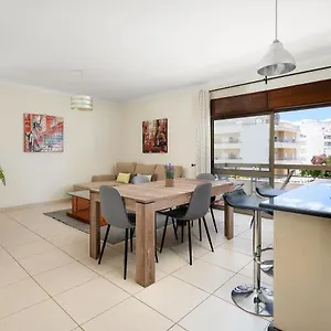 https://praia-da-rocha-premium.hotelaalgarve.com